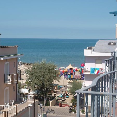 Residence Mediterraneo Rimini Eksteriør billede