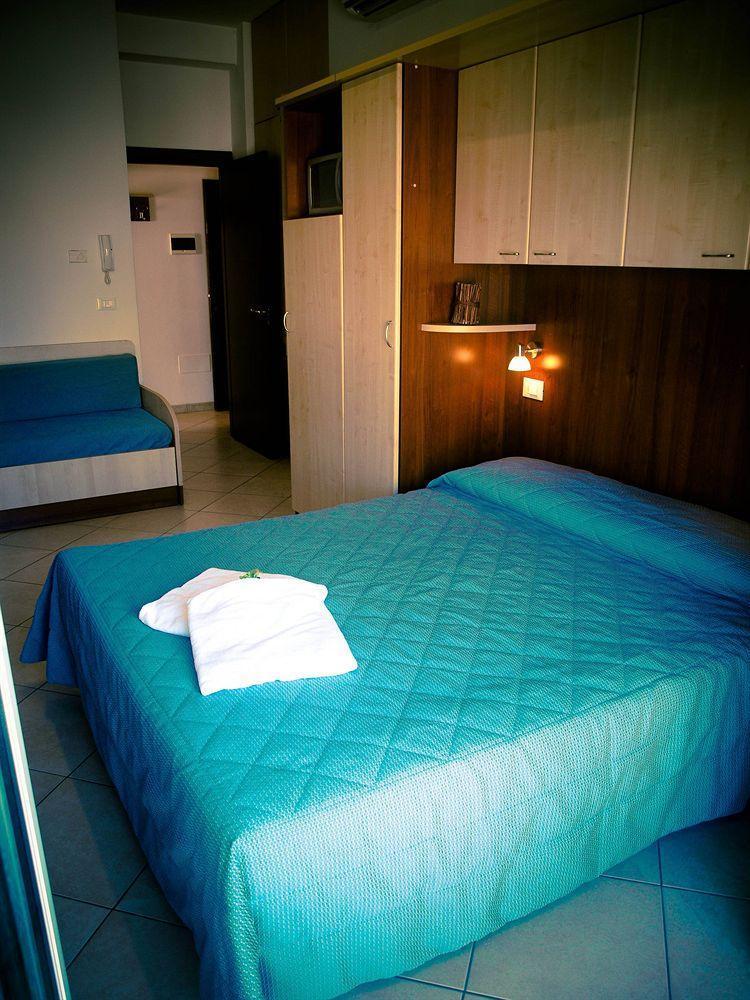 Residence Mediterraneo Rimini Eksteriør billede