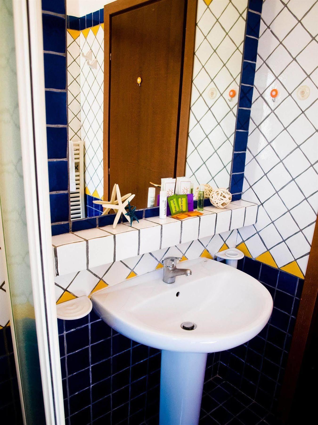 Residence Mediterraneo Rimini Eksteriør billede