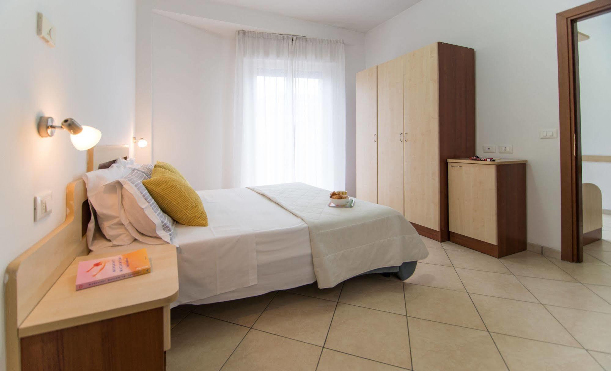 Residence Mediterraneo Rimini Eksteriør billede